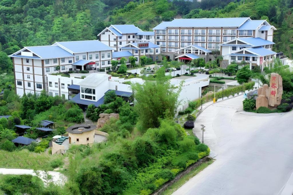 Longyan Capital International Hot Spring Resort Jungting Kültér fotó